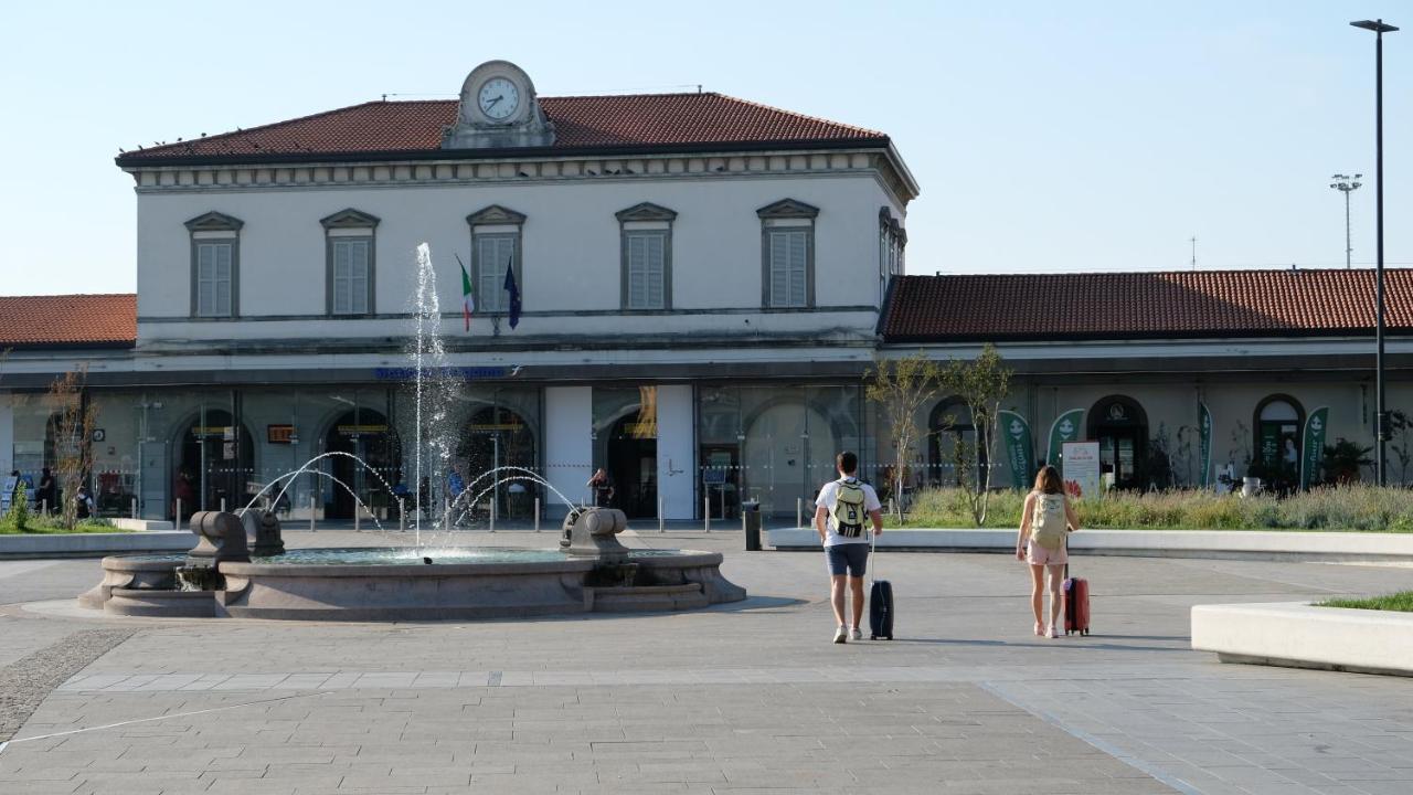 Nxt Station Deluxe Apartment Bergamo Buitenkant foto