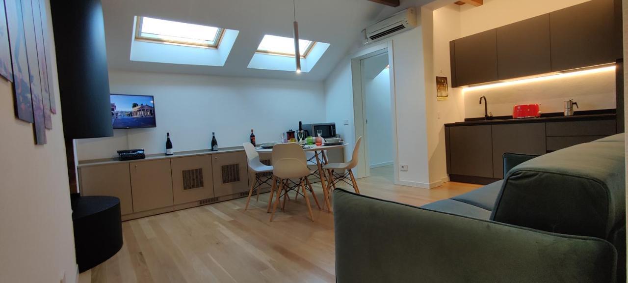Nxt Station Deluxe Apartment Bergamo Buitenkant foto